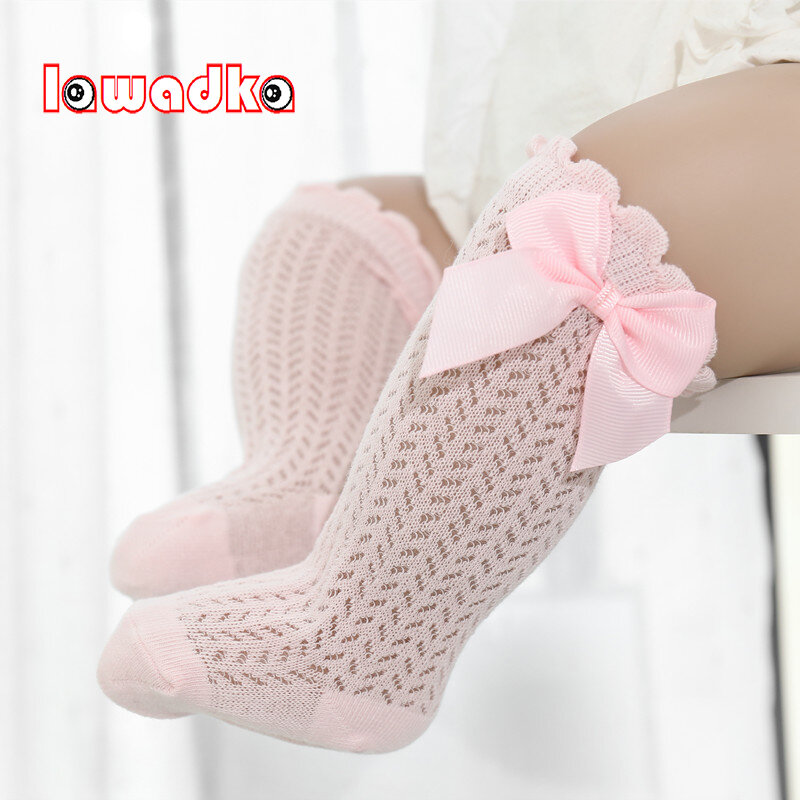 Детские носки для девочек lawadka, хлопковые летние сетчатые разноцветные Нескользящие длинные разноцветные носки для новорожденных