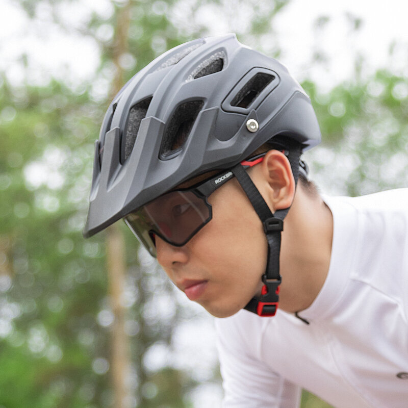 ROCKBROS Kacamata Bersepeda Fotochromic MTB Kacamata Sepeda Jalan UV400 Kacamata Perlindungan Ultraringan Peralatan Kacamata Olahraga Aman