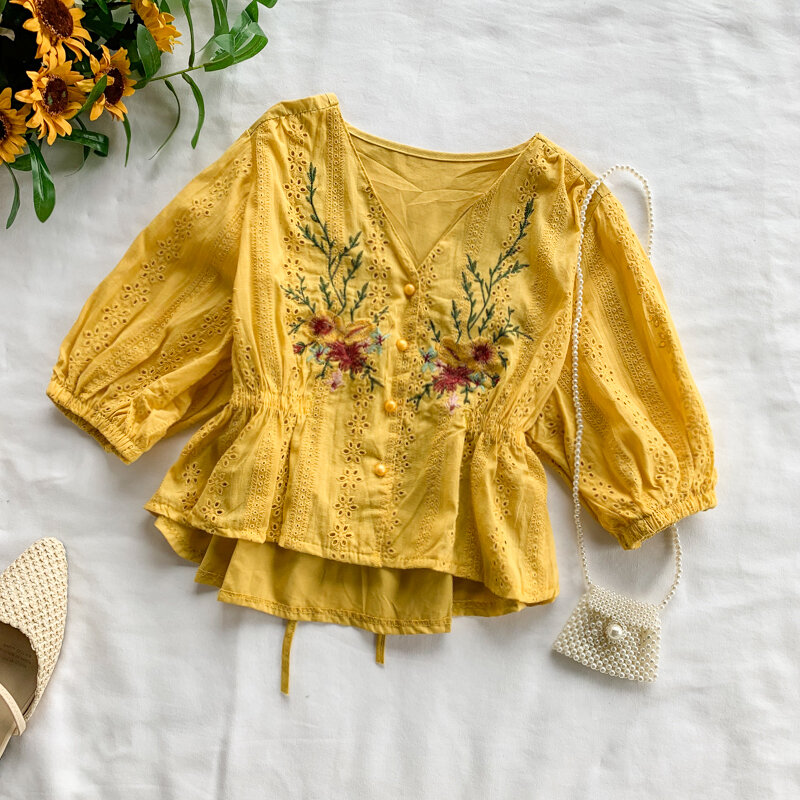 Floral Women Vintage Embroidery Loose Shirt Hollow Out Long Sleeve Retro Blouse Ladies Fashion Casual Tops Work Blusas DD2524