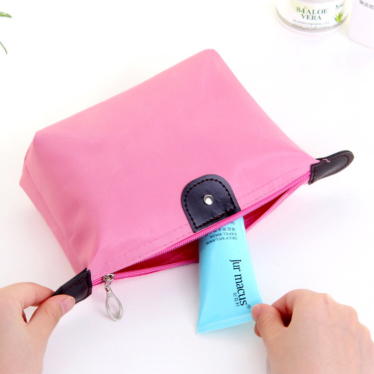 Tas Kosmetik Air Mini Tas Penyimpanan Lipstik Kapasitas Besar Portabel Sederhana Wanita Ritsleting Padat Tas Makeup Persegi Mini Lucu