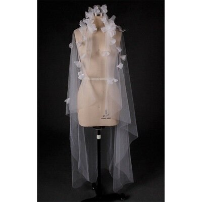 Wedding Veil White Floor Length White Petals Mesh Fishnet Veil Long Tailing for woman Elegant Wedding Accessories 2021