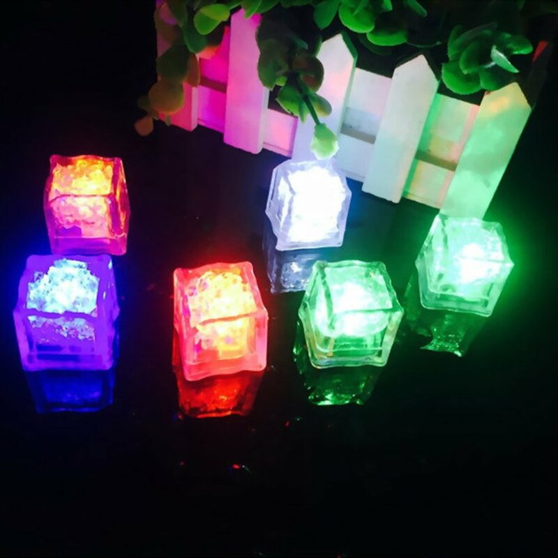 Children's Bath Lamp Floating Lamp Bathtub Waterproof Colorful LED Lamp Toys Flashing Ice Cube