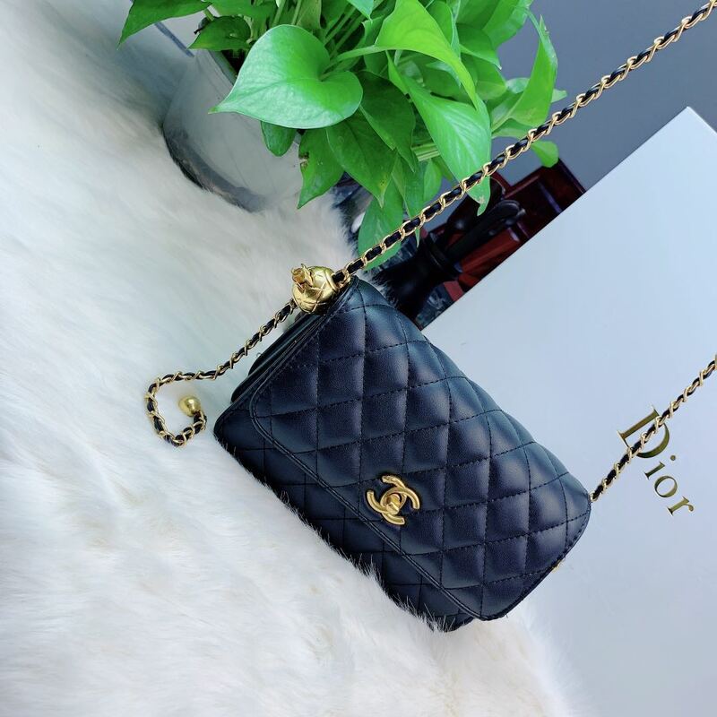 Chanel wczesna wiosna nowa wykwintna torebka damska klasyczna diamentowa torba bagietka sakiewka o dużej pojemności torba mała torba kwadratowa