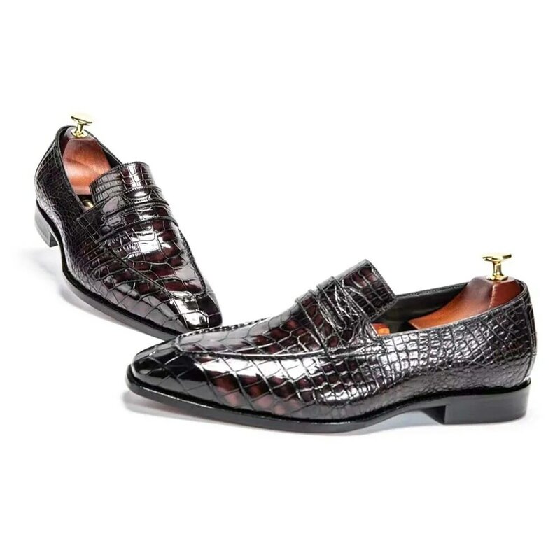 Chue-zapatos de vestir de piel de cocodrilo para hombre, calzado formal, color rojo vino, novedad