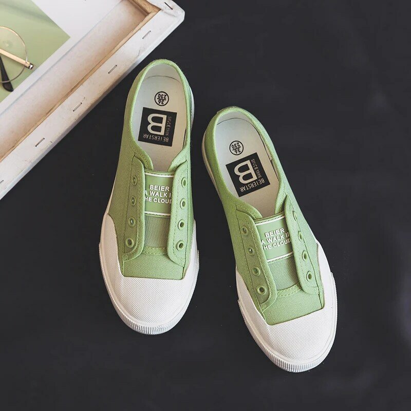 Zapatos de lona para mujer 2020, novedad de verano, estilo All-match Slipon Lazy White Shoes, zapatillas casuales Gumshoe Girls 35-40 negro verde