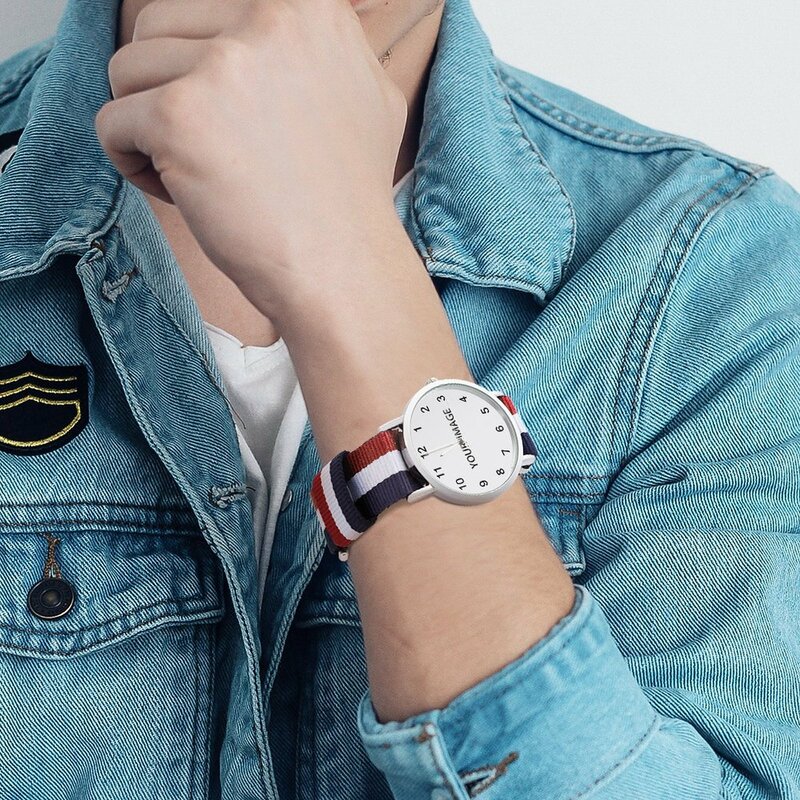 Reloj de pulsera de cuarzo personalizado para hombre y mujer, cronógrafo de pulsera Unisex, con imagen personalizable
