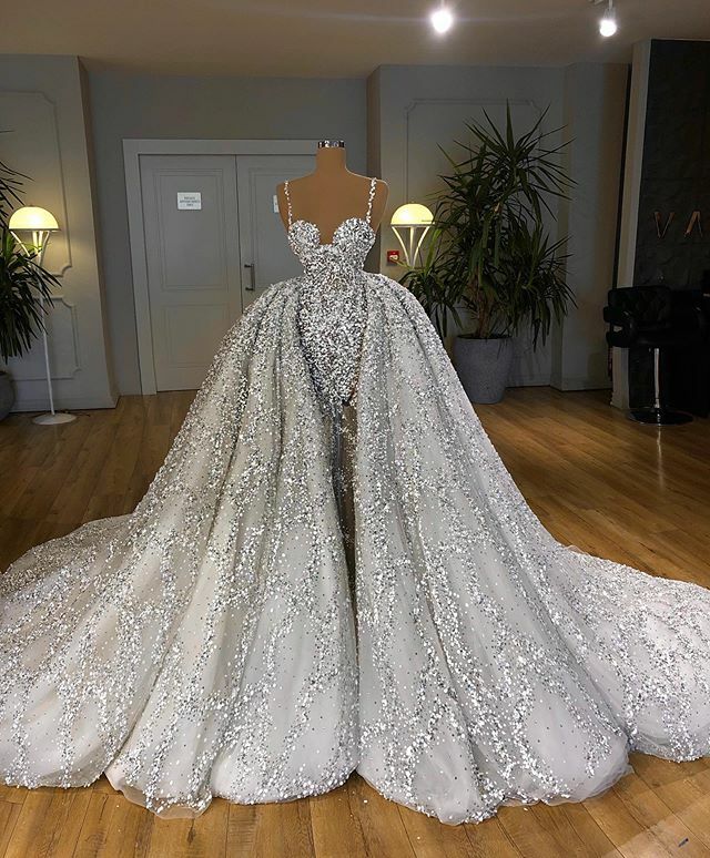 Cristais de luxo grânulos destacável trem vestido de casamento 2020 vestido de noiva sexy aberto volta espaguete cintas casamento vestidos de noiva