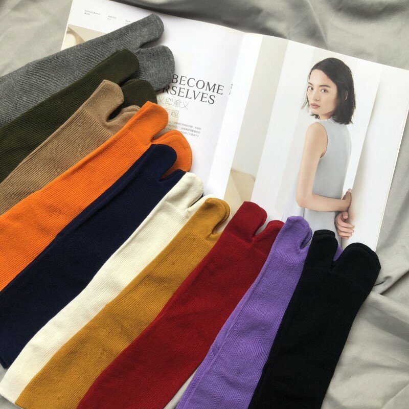 High Quality Combed Cotton Split Toe Socks Unisex Simple Comfortable Two-Toed Socks Japanese Harajuku Men Women's Tabi Socks