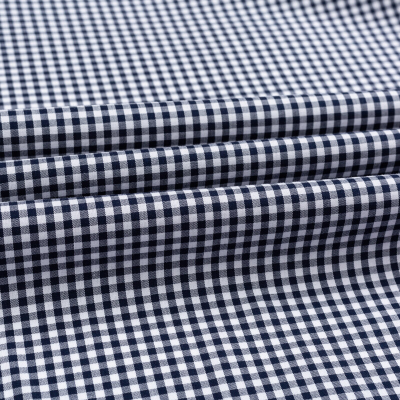 男性の標準フィット長袖カジュアルシャツ単一のパッチポケットボタン襟快適な100% 綿ギンガムシャツ