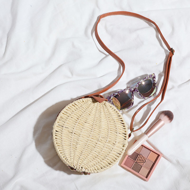 New round straw woven bags women street trendy shoulder bags leather strap retro woven beach bag cross body summer