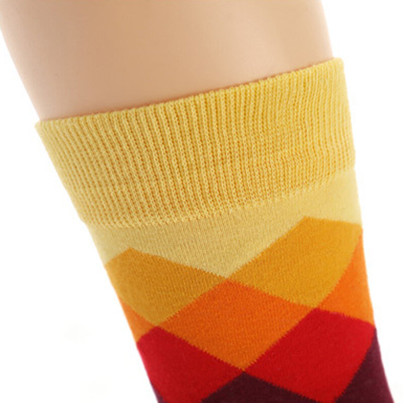 Calcetines de algodón de alta calidad para hombre, calcetín desodorante con patrón de diamantes coloridos, talla 38-46