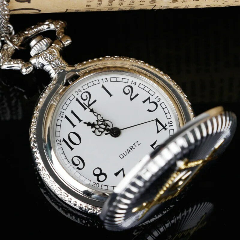 Reloj de bolsillo clásico de cuarzo para hombre y mujer, pulsera con colgante, llavero, regalo
