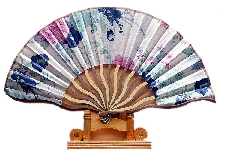 plastic fan Fine Silk Cloth Folding Fan Female Dragon Gift Single Paragraph Unisex Multicolor Grownups Plastic 2020