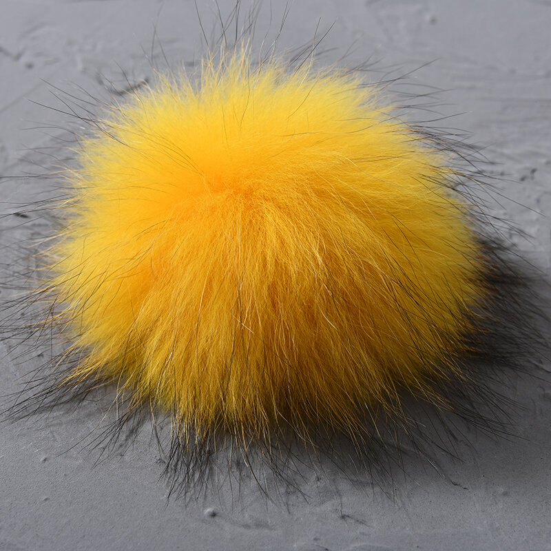 Real Raccoon Fur Pom Pom Key Chain Real Fur Pompoms Hat Winter DIY Multicolor Fur Balls For Shoes Bag Accessories With Buttons
