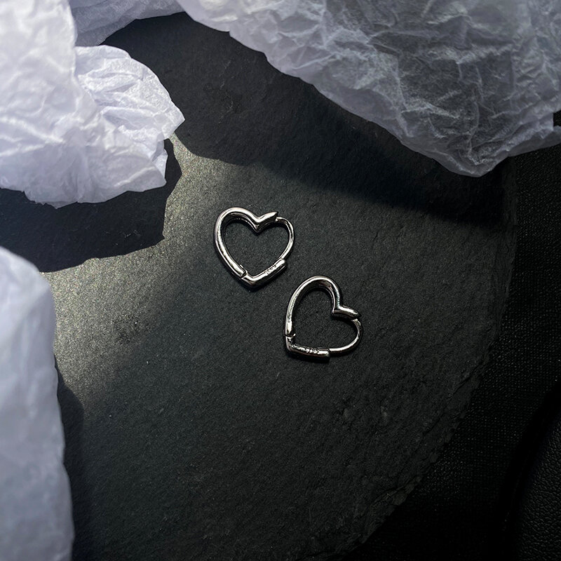 Argento Sterling 925 nuovi orecchini con fibbia a cuore dolce carino semplice moda femminile cerchio caldo gioielli di moda