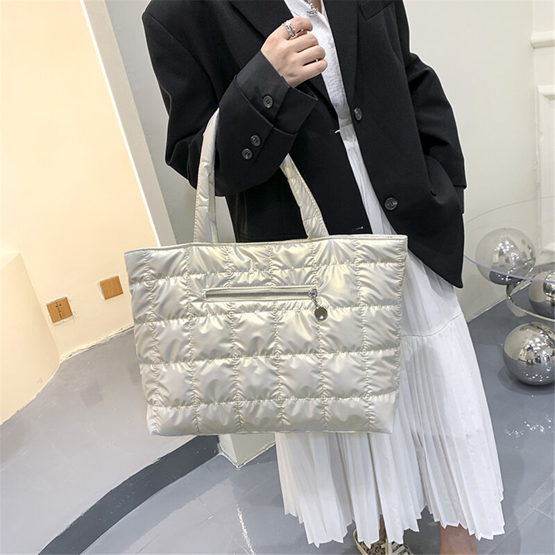 Large Capacity Women Space Bag High Quality Down Fabric Shoulder Bags for Women Winter Plaid Lady Tote Bags New Fashion Handbags
