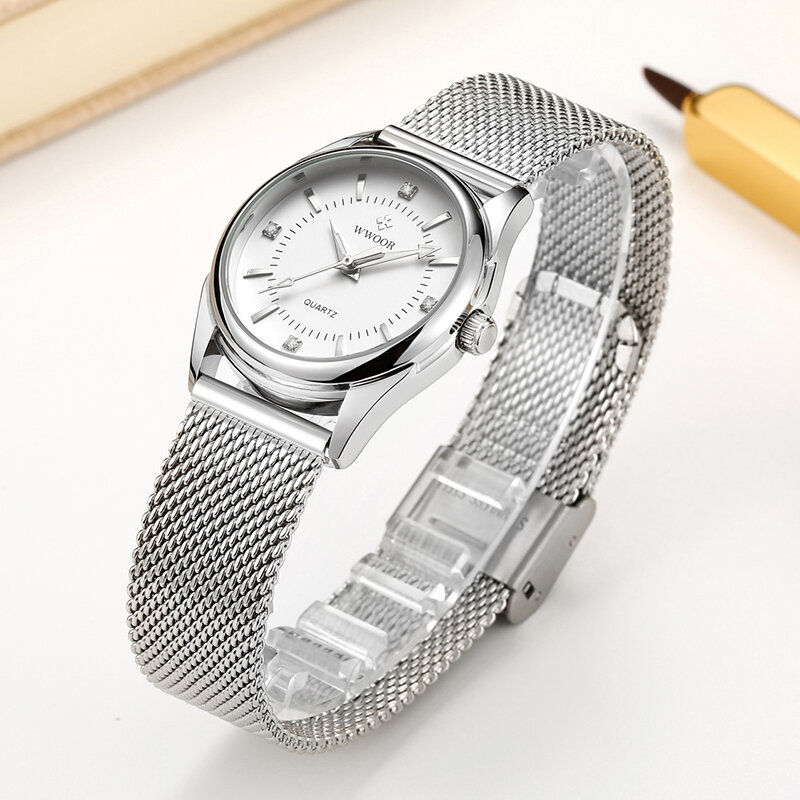 Wwoor-女性用の小さな時計,日常のブランド,ステンレス鋼,シルバー,ダイヤモンド,時計,女性用