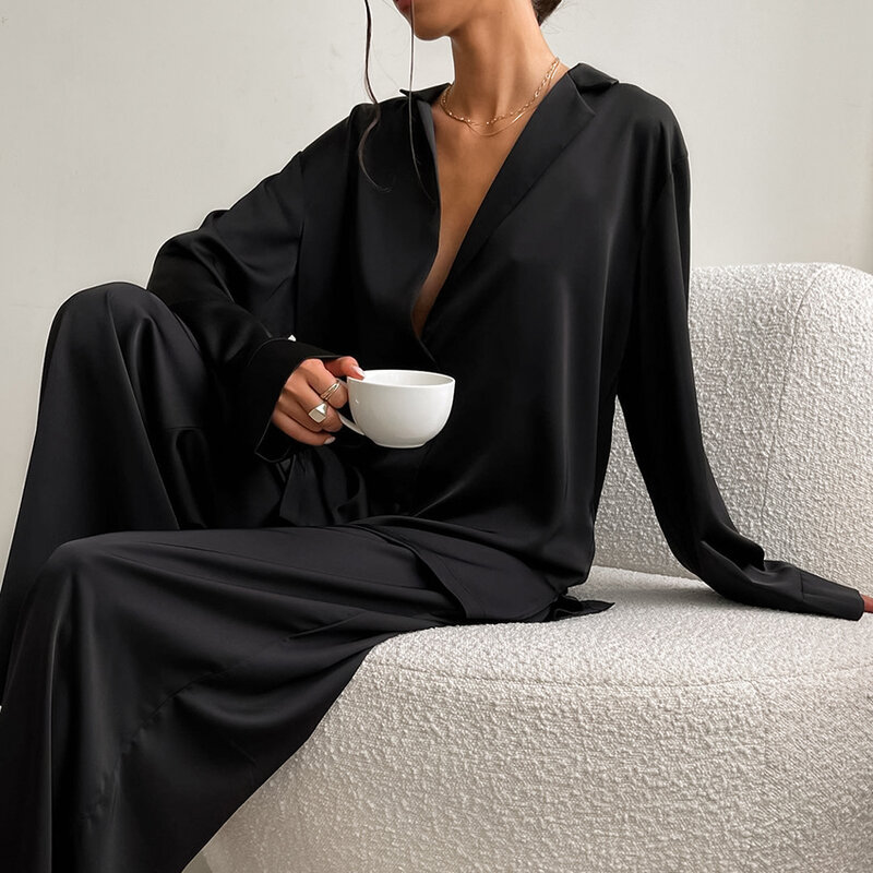 Hiloc – pyjama en Satin et soie pour femme, vêtement de nuit surdimensionné, coupe basse, Sexy, boutonnage simple, manches longues, pantalon à jambes larges, costumes