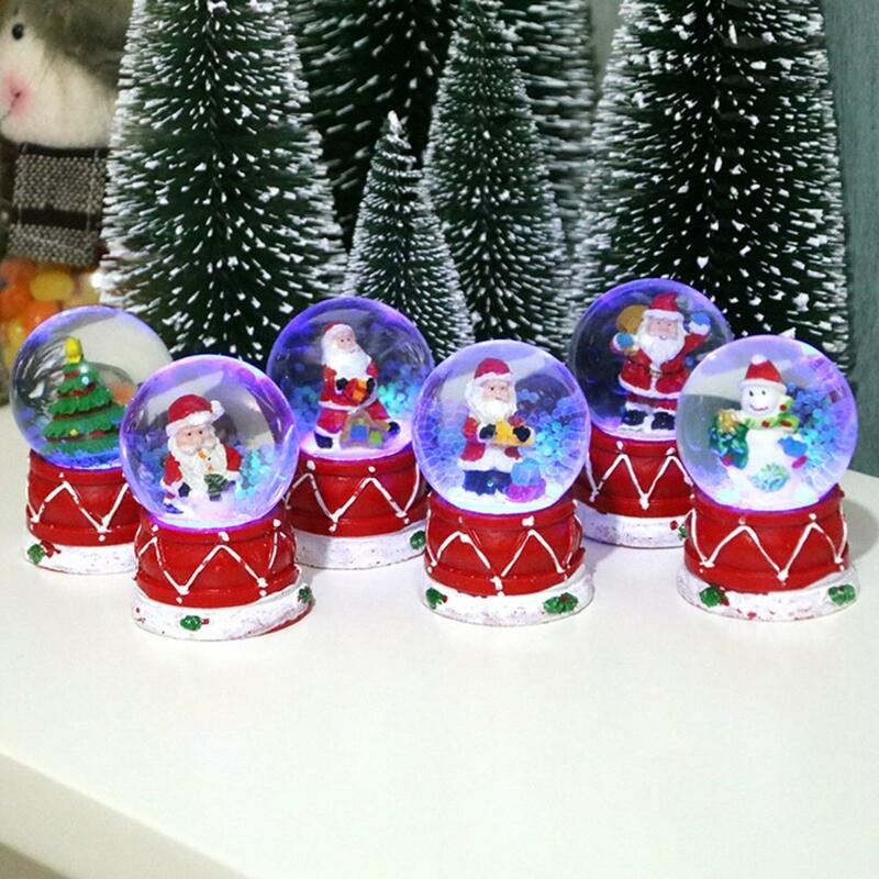 Eco-friendly Snowman Glass Ball com iluminação colorida Mini Christmas Snow Globe Snowman Statue Glass Snow Globe