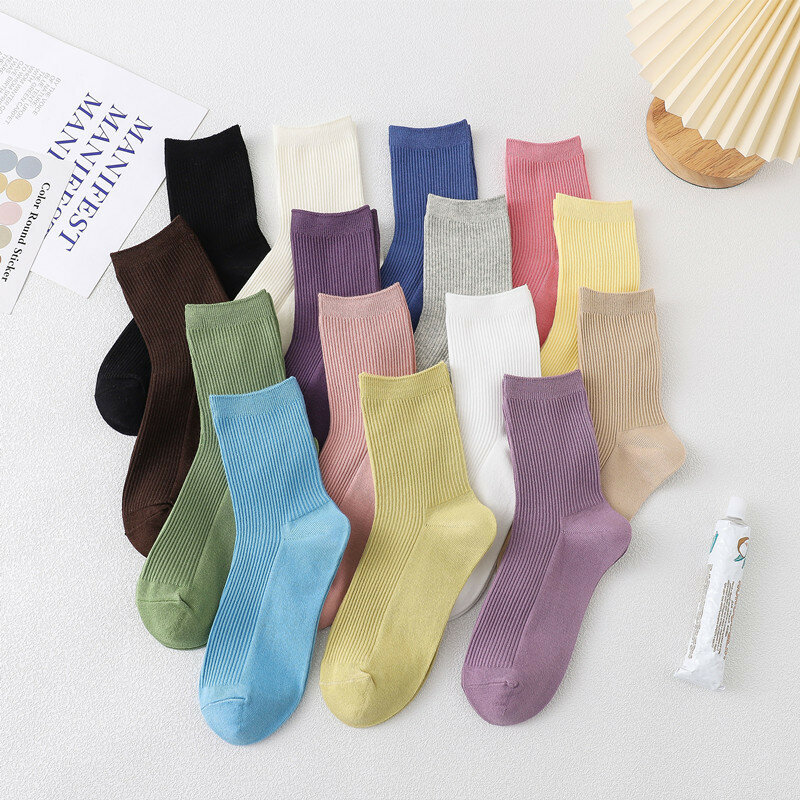 Calzini da donna calzini giapponesi a doppio ago per maglieria calzini Color caramella coreano Harajuku Solid Mid-Tube calzini Casual per studenti stile Preppy