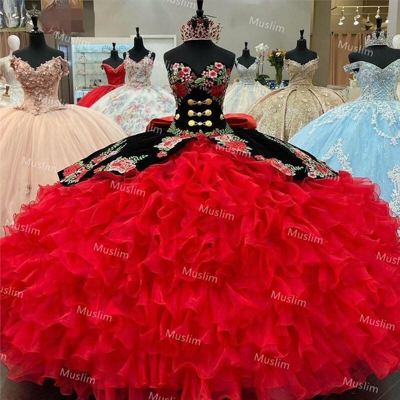 Encantador vermelho e preto charro quinceanera vestidos 2021 inchado querida bordado rendas até vestido de baile doce 15 vestido pesado manuall