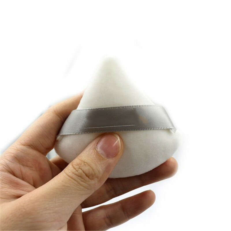 1Pcs Creative Triangle Shaped Soft Velvet Face Body Pro Cosmetic Puff Small Portable Black White Beauty Makeup Powder Puff