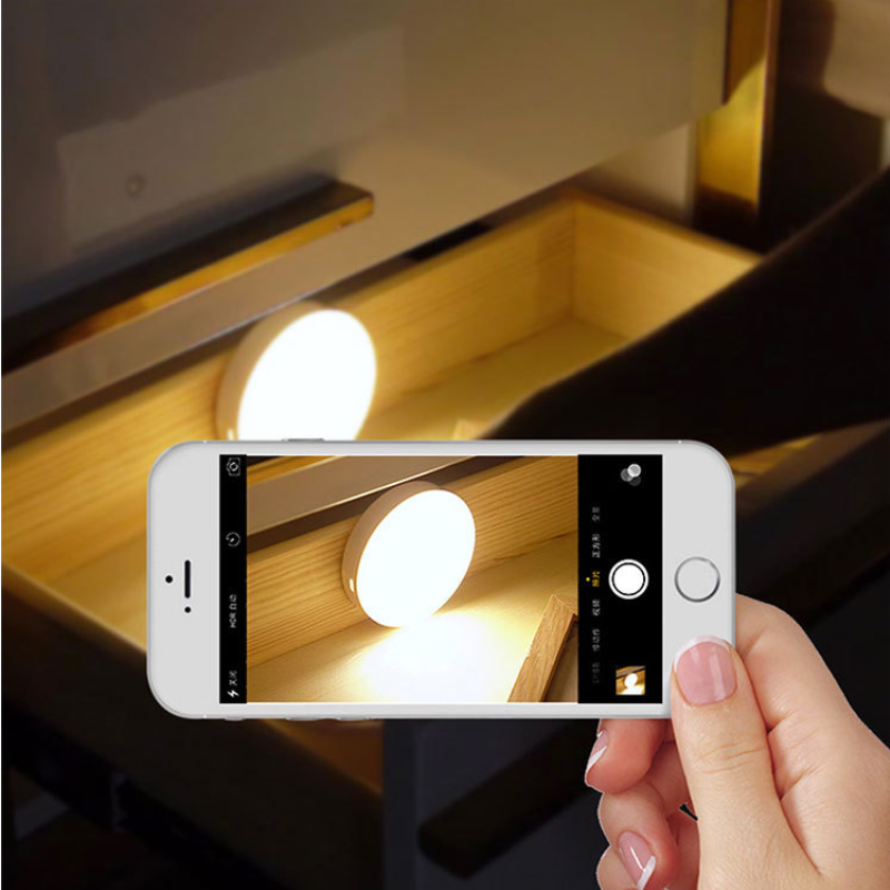 Intelligent Induction Human Body Night Light Wireless USB Charging Creative Bedside Bedroom Aisle Eye Protection Night Light