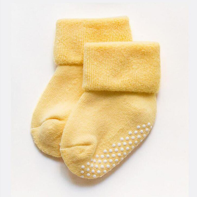 Meias de algodão para bebês com tripla cor, meias infantis de algodão antiderrapantes para outono e inverno com 3 tamanhos