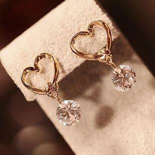 New Fashion Crystal Earrings for Women Pearl Women Branch Shell Pearl Flower Stud Earrings Female