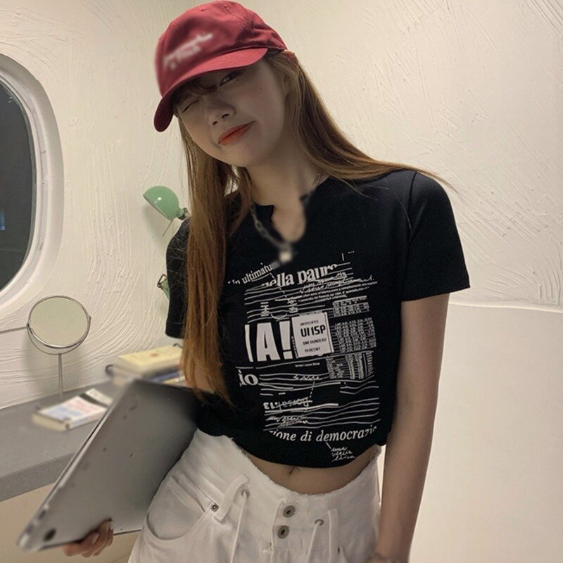 Camiseta ajustada de manga corta con ombligo descubierto para mujer, camisetas con estampado de letras y cuello en V, camisetas cómodas de estilo coreano de verano