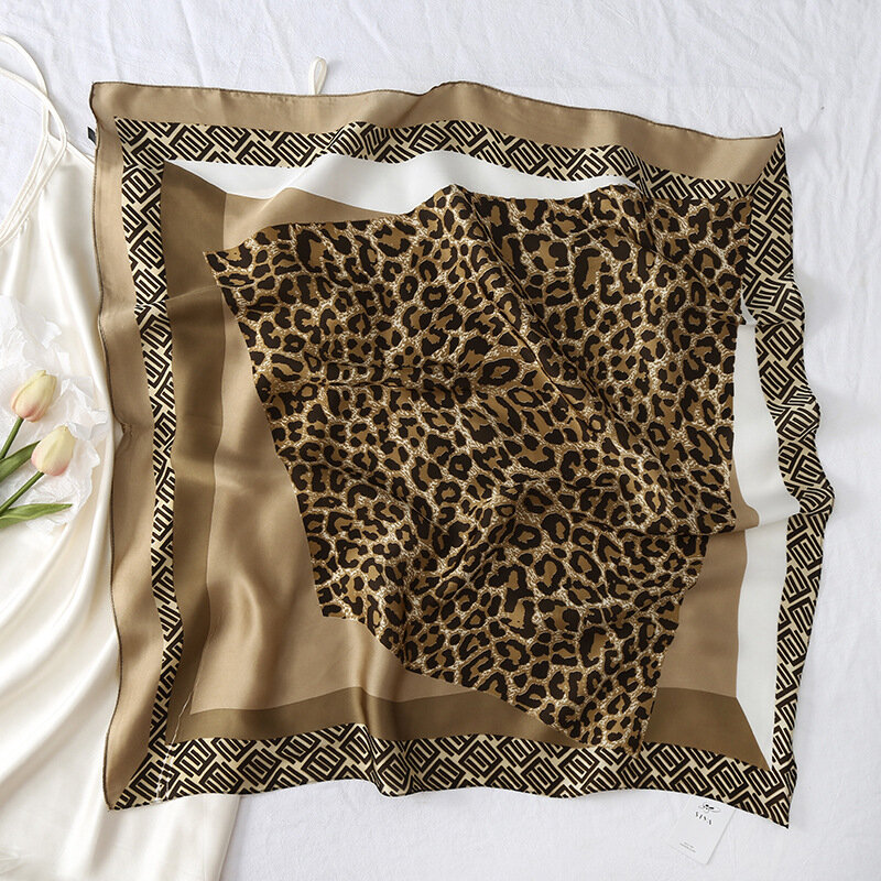 Yishine – Foulard en soie imprimé léopard pour femmes, bandeau élégant de luxe, disponible en 4 couleurs, 70x70cm, 2021