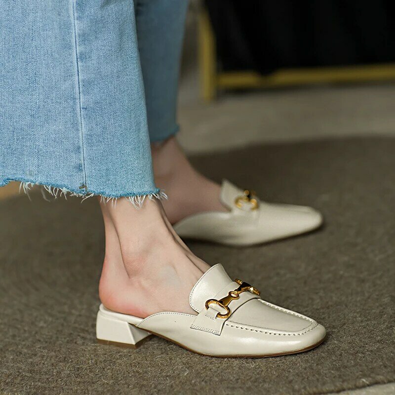EGTPINAOP วัวแท้ LeatherSlippers ผู้หญิงฤดูร้อนรองเท้าแตะและรองเท้าแตะรองเท้าแตะแบน Baotou รองเท้า Muller HandmadeMetal ตัวยึด
