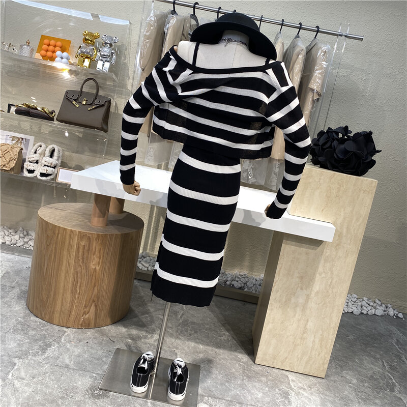 2021 흑백 스트라이프 싱글 브레스트 긴 소매 캐주얼 니트 가디건, 슬림 서스펜더 드레스 (별도 판매)