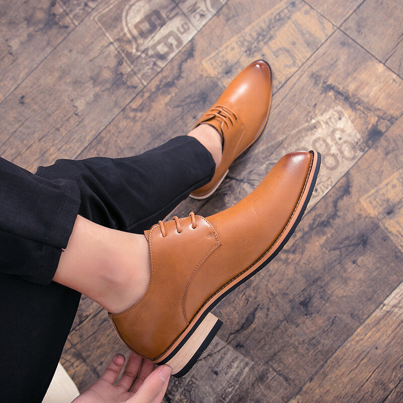 Sepatu Pantofel Kulit Asli Pria Kualitas Tinggi Sepatu Oxford Bisnis Formal Top Lancip Kasual Sepatu Flat Gaun Pernikahan Pria