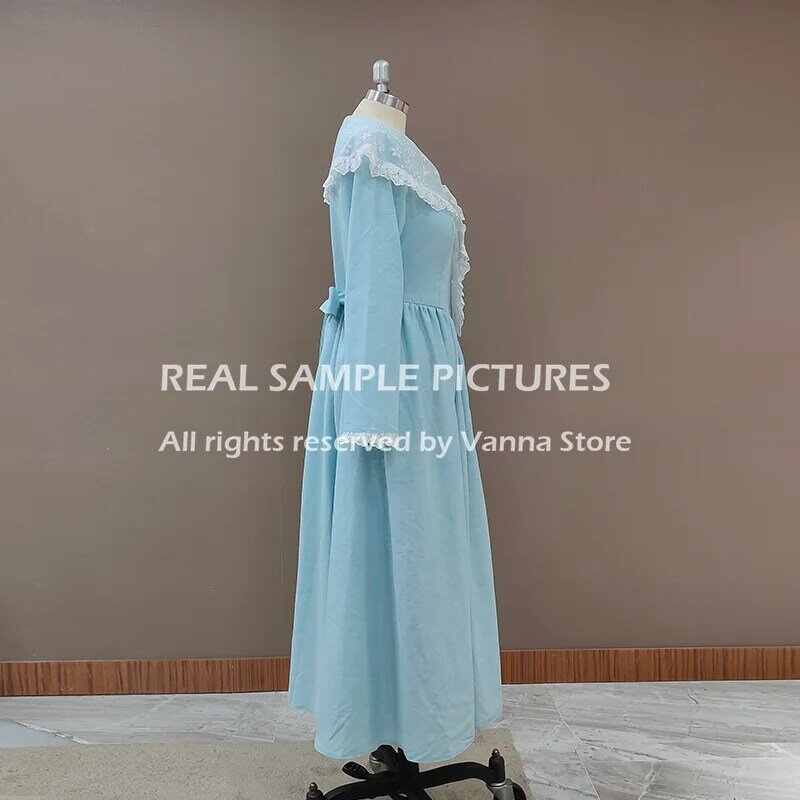 Платье принцессы длинное льняное с длинным рукавом и V-образным вырезом
