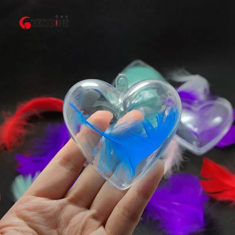 5Pcs 2.36 ''palle appese di natale capsula a forma di cuore ornamenti trasparenti in plastica trasparente per bambini per la decorazione dell'albero di capodanno