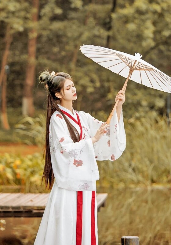 สีขาว Fairy โบราณ Hanfu ชุดแบบดั้งเดิมจีนเต้นรำชุดปักพื้นบ้าน Tang ชุด Elegant เสื้อผ้า