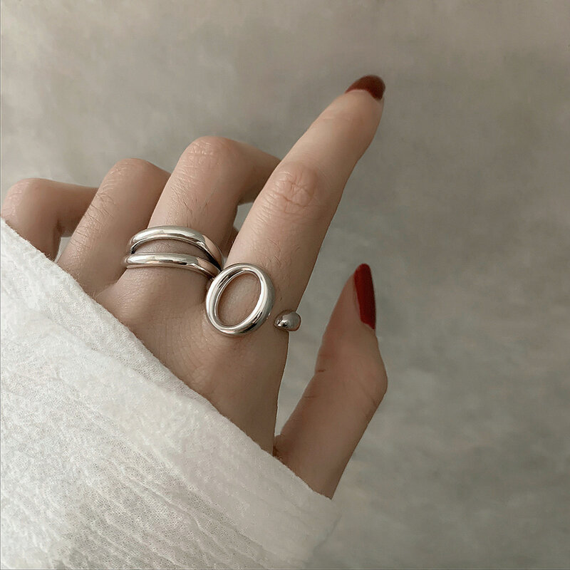 QMCOCO เงินสี Simple Double Deck Hollow Out แหวน Punk เปิด Handmade ปรับแหวนผู้หญิงแฟชั่นอินเทรนด์เครื่องประดับ