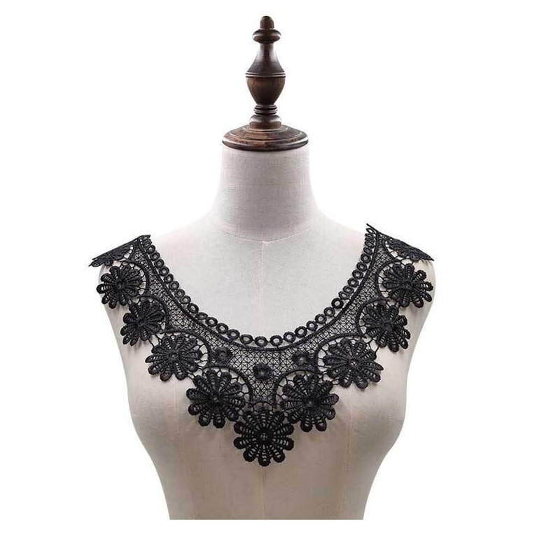 1PCS lace flower corsage Polyester silk embroidery collar fake collar three-dimensional hollow embroidery collar flower