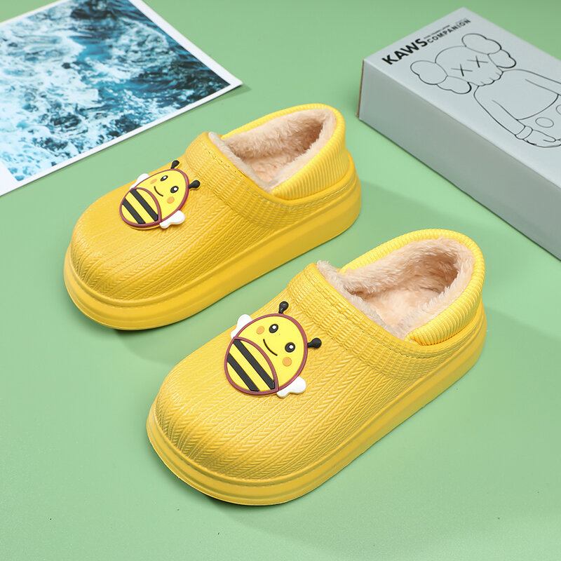 Zapatillas antideslizantes de algodón para niños, zapatos infantiles con estampado de animales de dibujos animados, para el hogar, Invierno