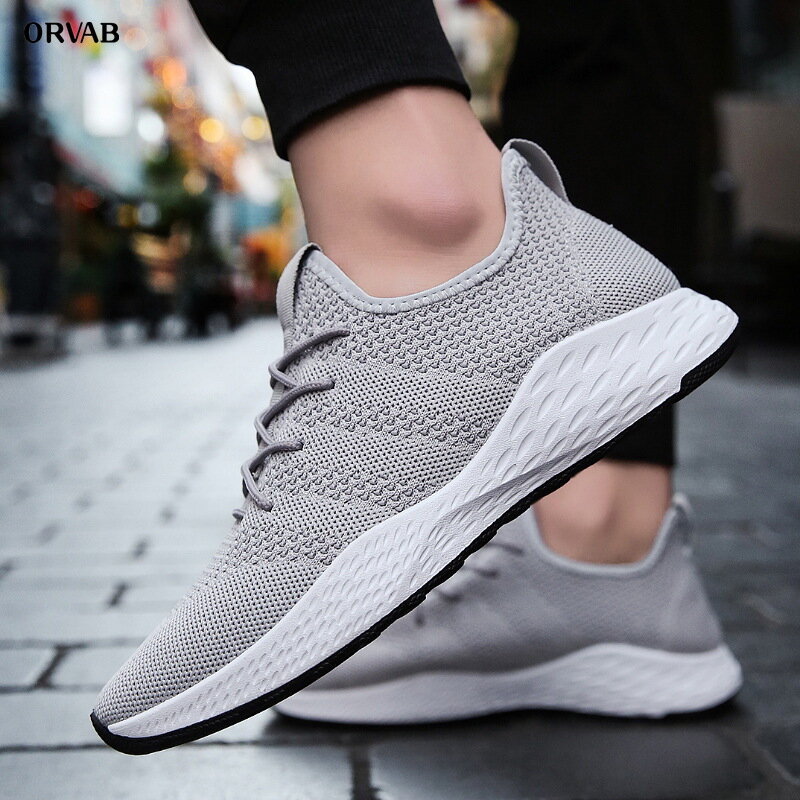 Breathable Men Sneakers Male Tenis Adult Red Black High Quality Men Casual Shoes 2019 Fashion Non-slip Mesh Men Shoes Summer New
