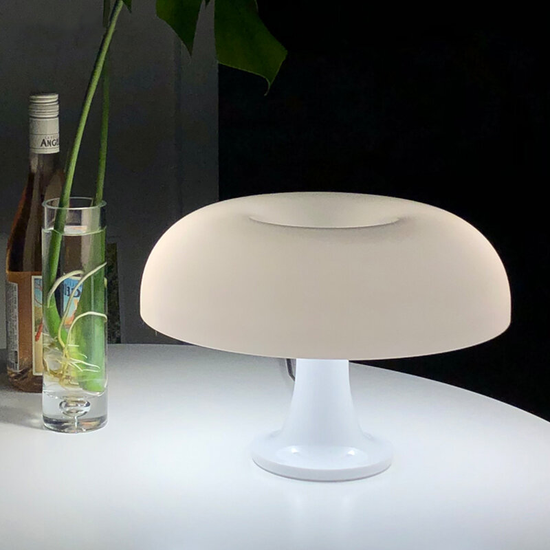 Lampu Meja Jamur Led Desainer Italia untuk Kamar Tidur Hotel Lampu Dekorasi Ruang Tamu Samping Tempat Tidur Lampu Meja Minimalis Modern