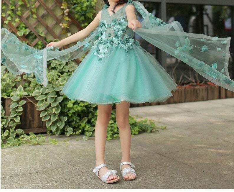 Zielona linia kwiat dziewczyny sukienka V Neck z krótkim rękawem 3D kwiatowe aplikacje urodziny dzieci kostium imprezowy Mini sukienki