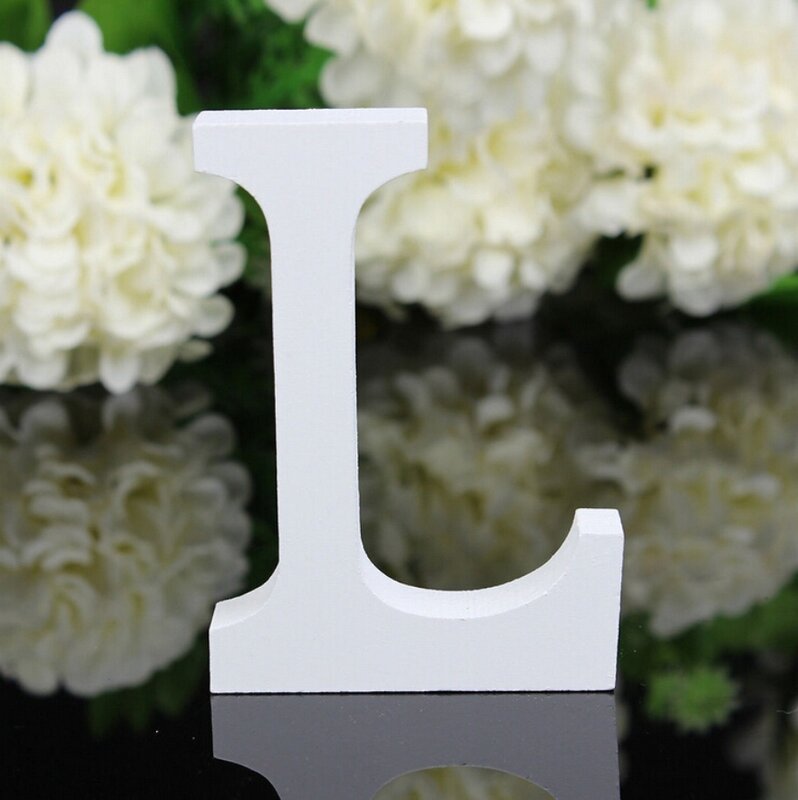 創造的な厚い木製の白い文字のアルファベット結婚式のパーティーの誕生日の家の装飾工芸品芸術パーソナライズされた名前のデザイン