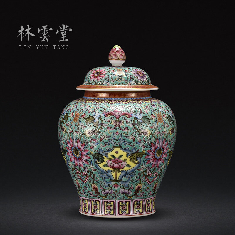 Esmalte verde de loto pintado a mano, lata de té Jingdezhen, adornos de cerámica de imitación Qing