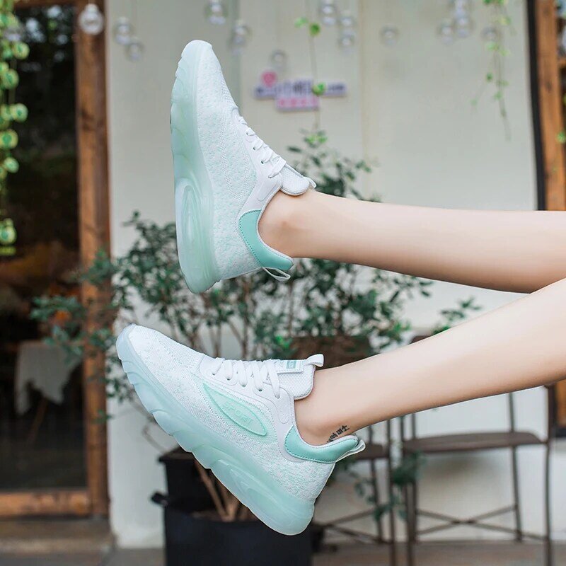 高品質の女性の靴スニーカー女性の加硫の靴カジュアルフラットシューズ白メッシュソフトウォーキング靴zapatillasデhombre