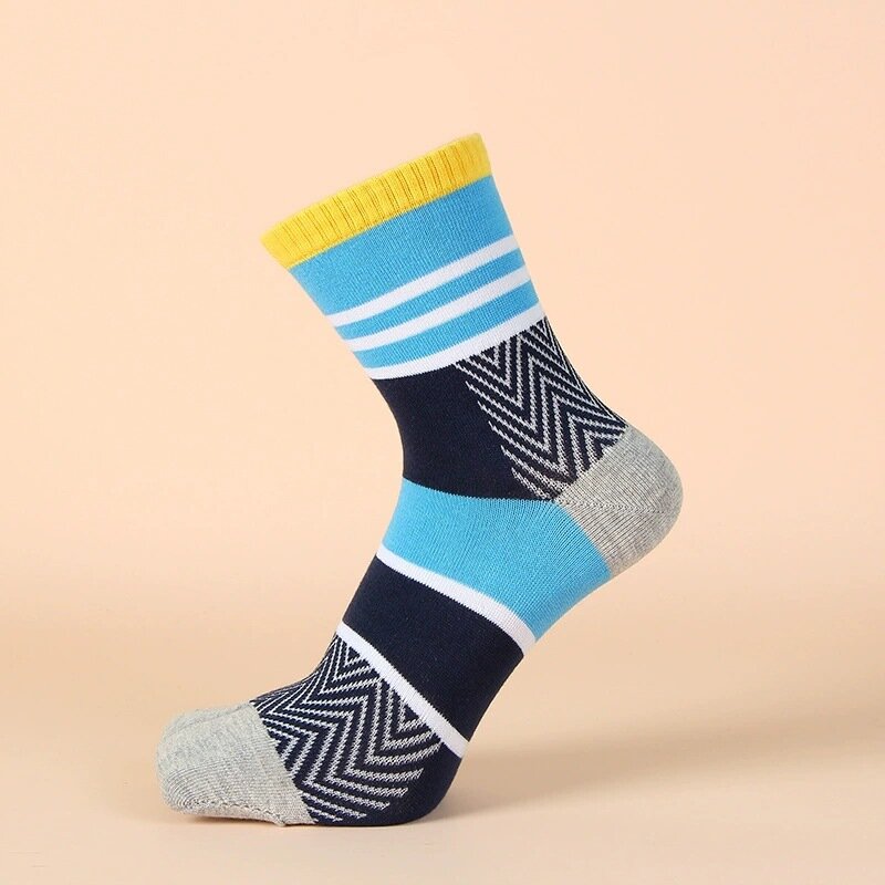 5 paia di calzini sportivi a due dita da uomo in cotone organico con lettere a strisce Street Fashion Happy Travel Socks con dita presenti per uomo