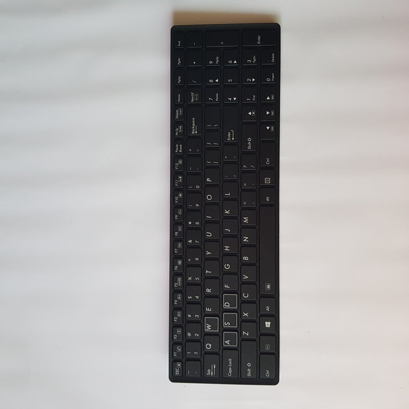 Клавиатура с подсветкой в серебряной рамке US/UK для Gigabyte P35G V142645C 97-D0002-US-OB-00-02, подсветка в серебряной рамке US/UK, клавиатура для Gig