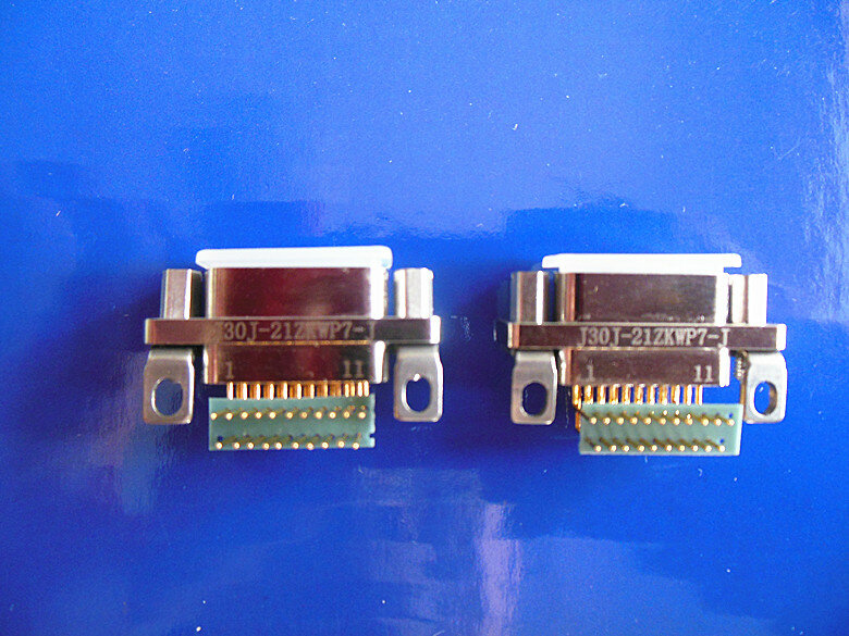 Conector Rectangular J30J, J30J-21ZKWP7-J de placa de soldadura de aguja curvada de 21 Núcleos, 1 Uds.