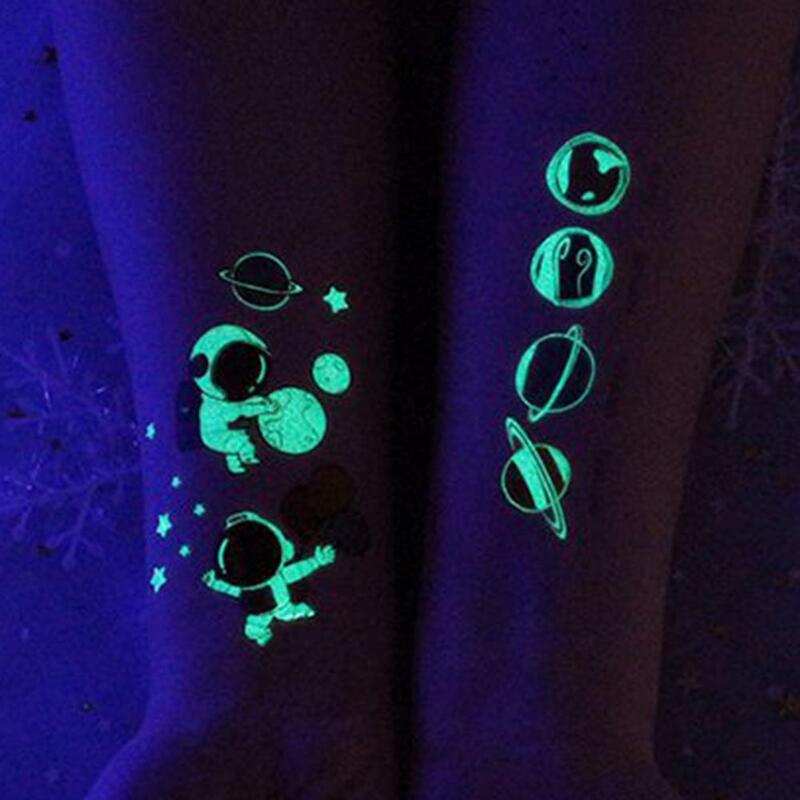빛나는 문신 스티커 어린이 방수 행성 우주선 임시 문신 만화 스티커 바디 아트 데칼